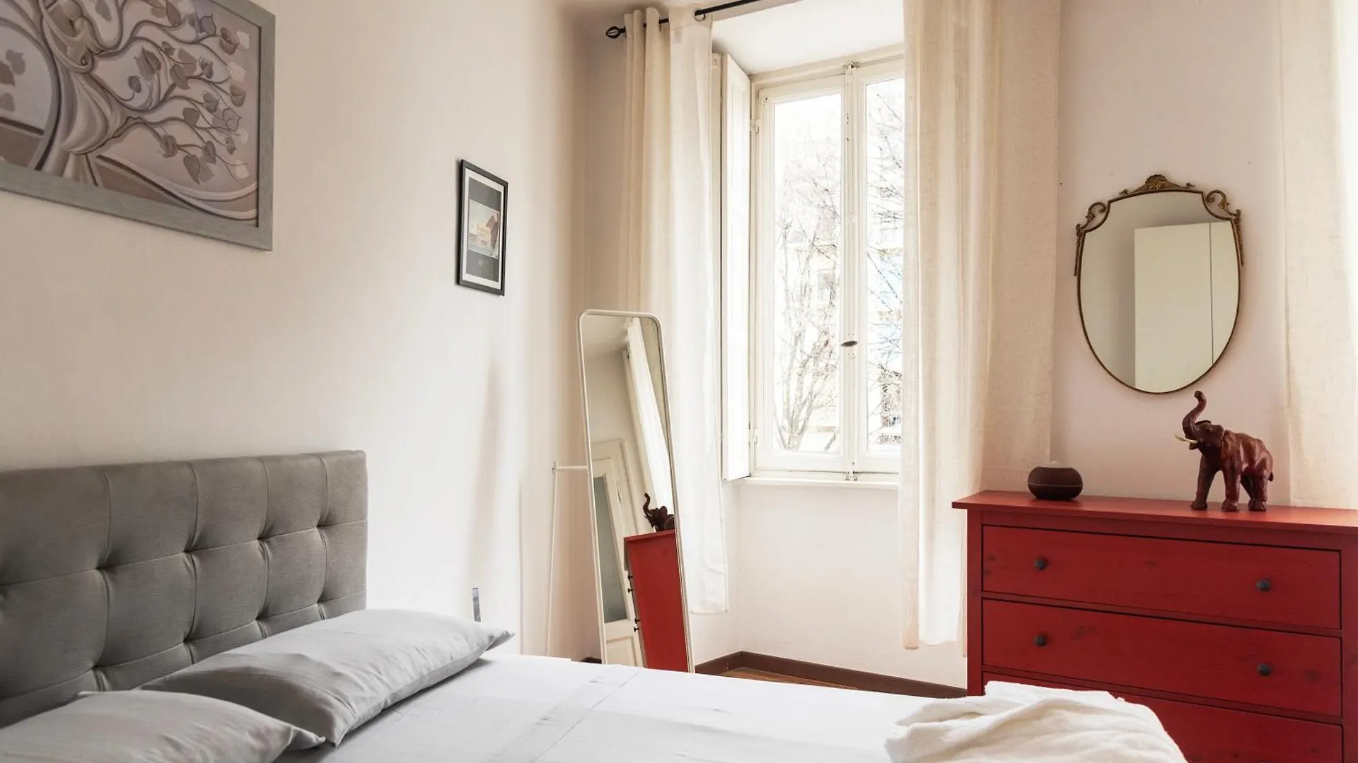 Casa Renoir - Vista Esclusiva Lägenhet Milano 0*,  Italien